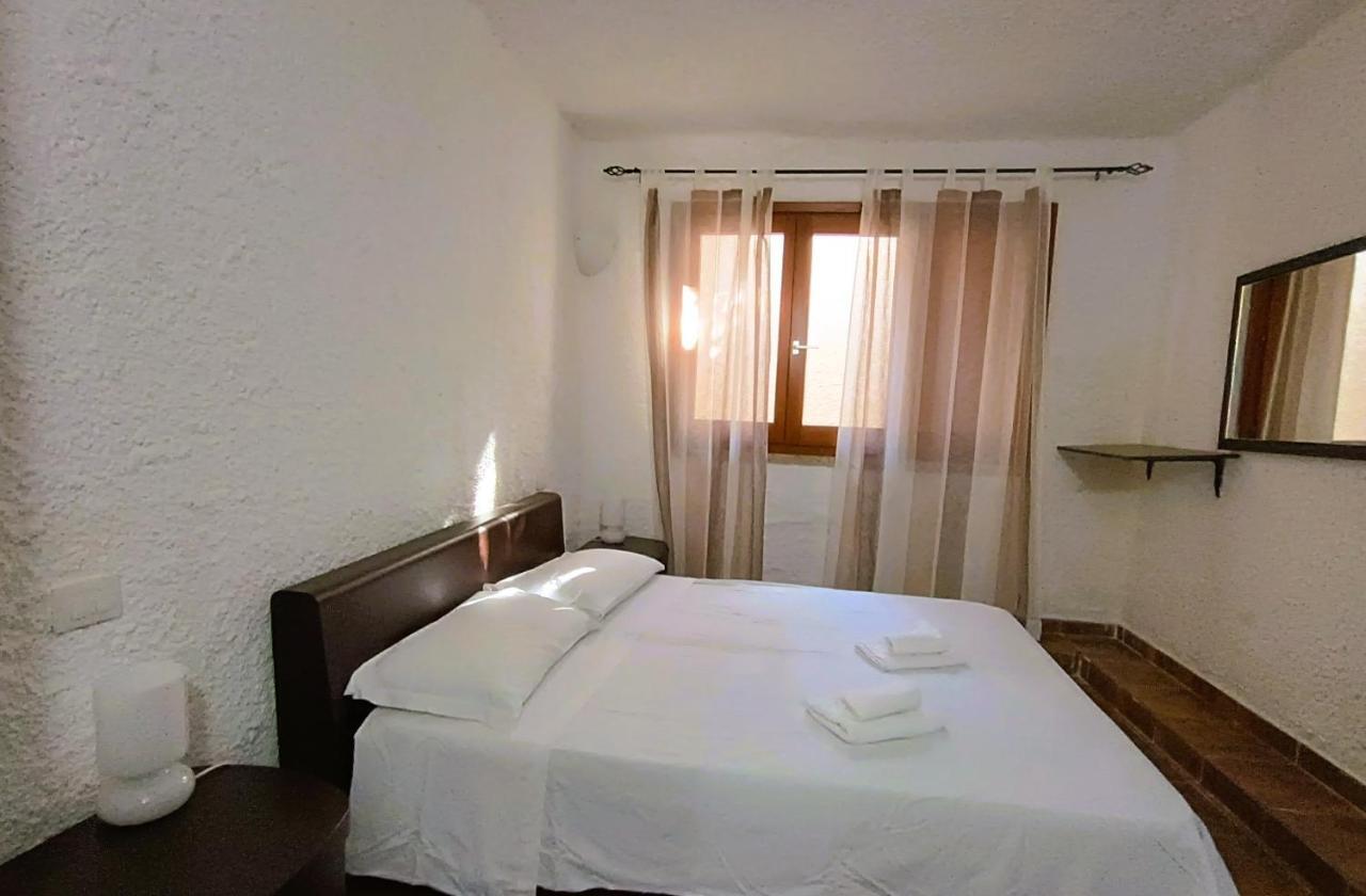 Central House Porto Rotondo Exterior photo