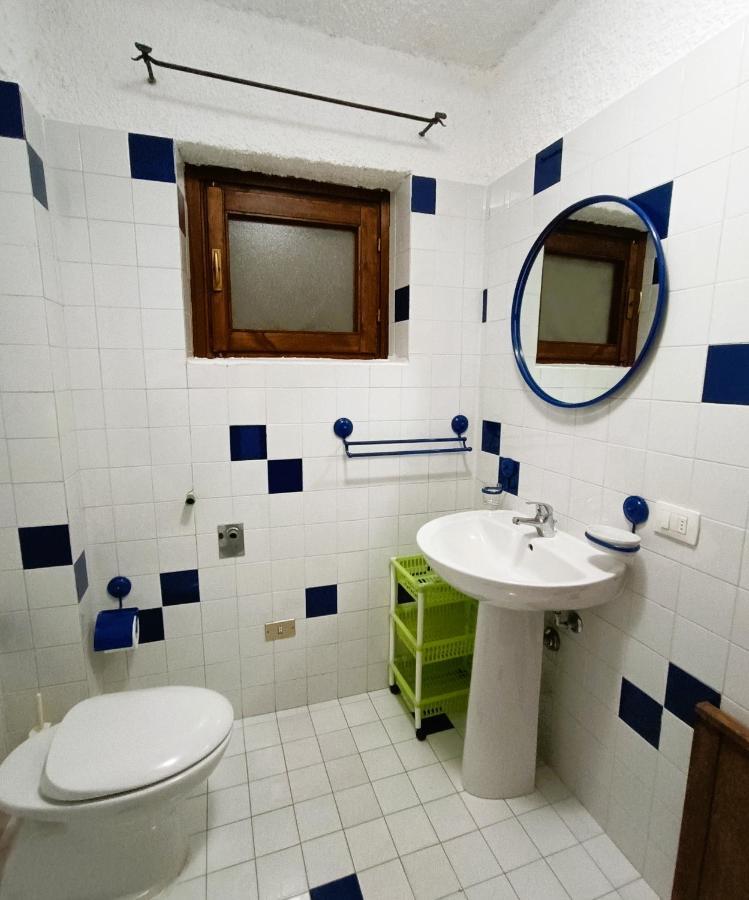 Central House Porto Rotondo Exterior photo